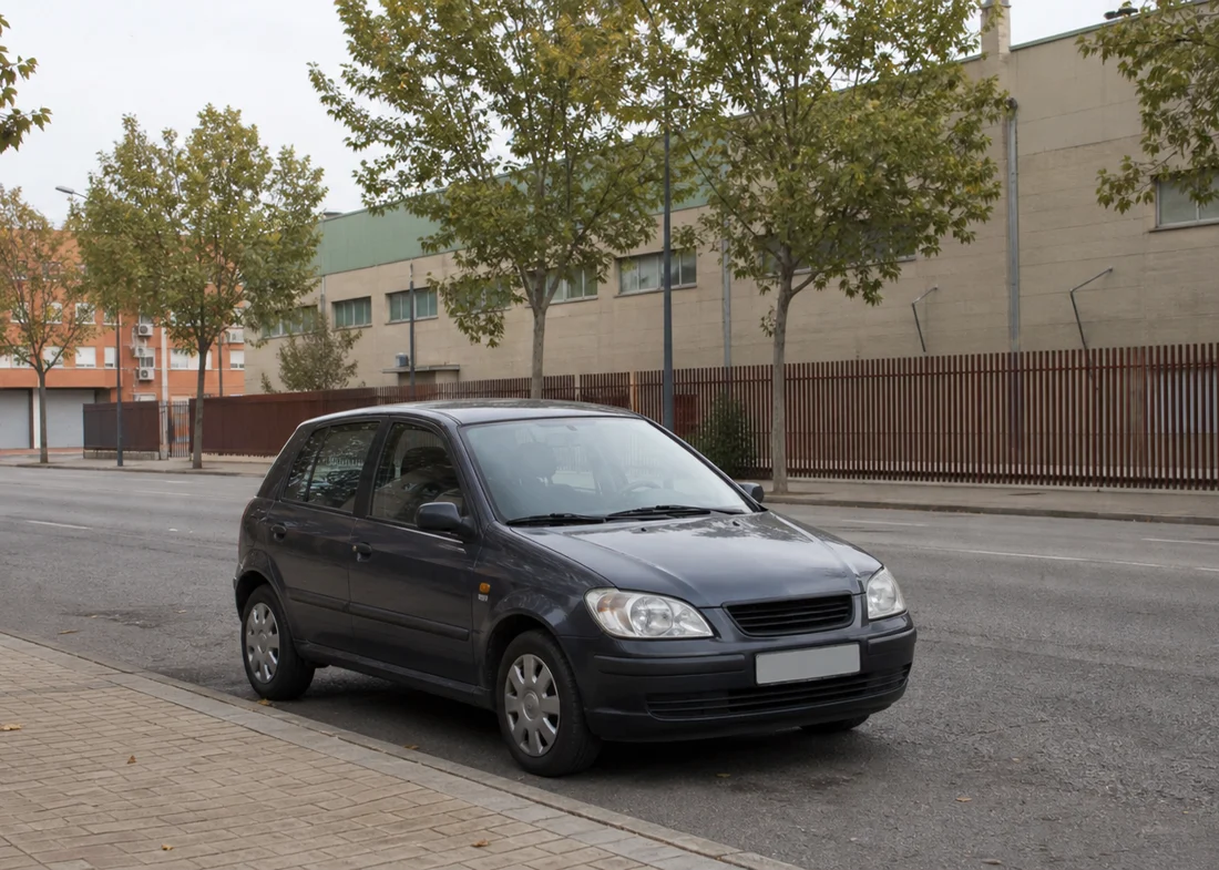 Avenida urbana de Coslada, donde realizamos revisiones de coches de segunda mano